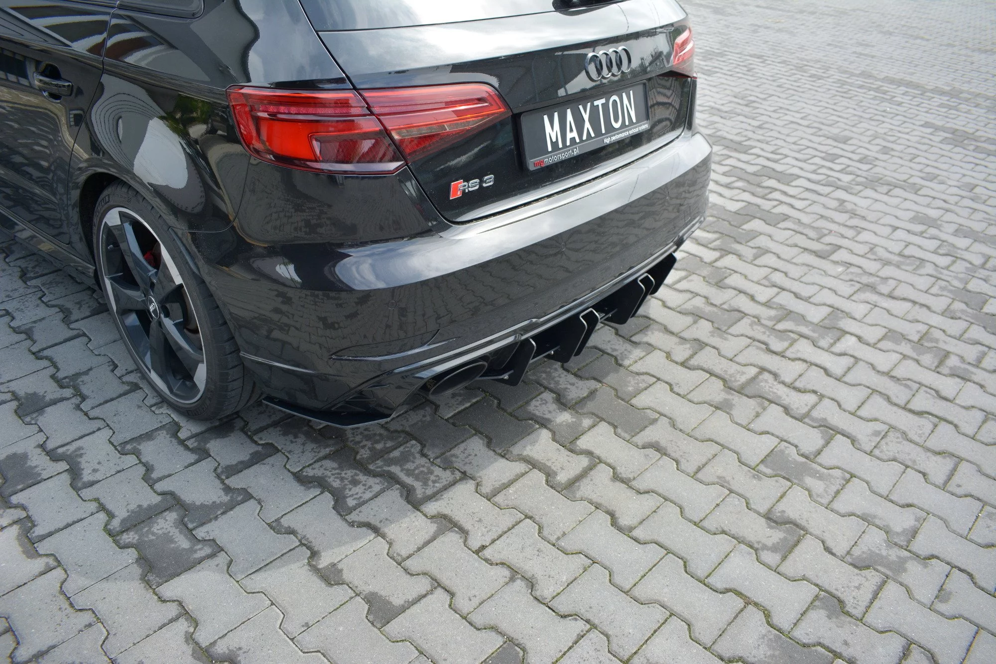 Rear Diffuser V.2 Audi RS3 8V FL Sportback - Image 3