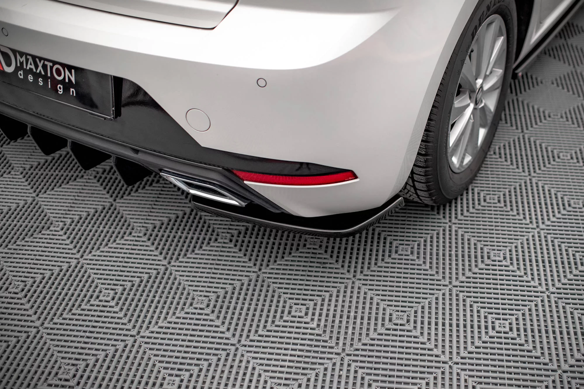Rear Side Splitters Seat Ibiza FR Mk5 - Image 3