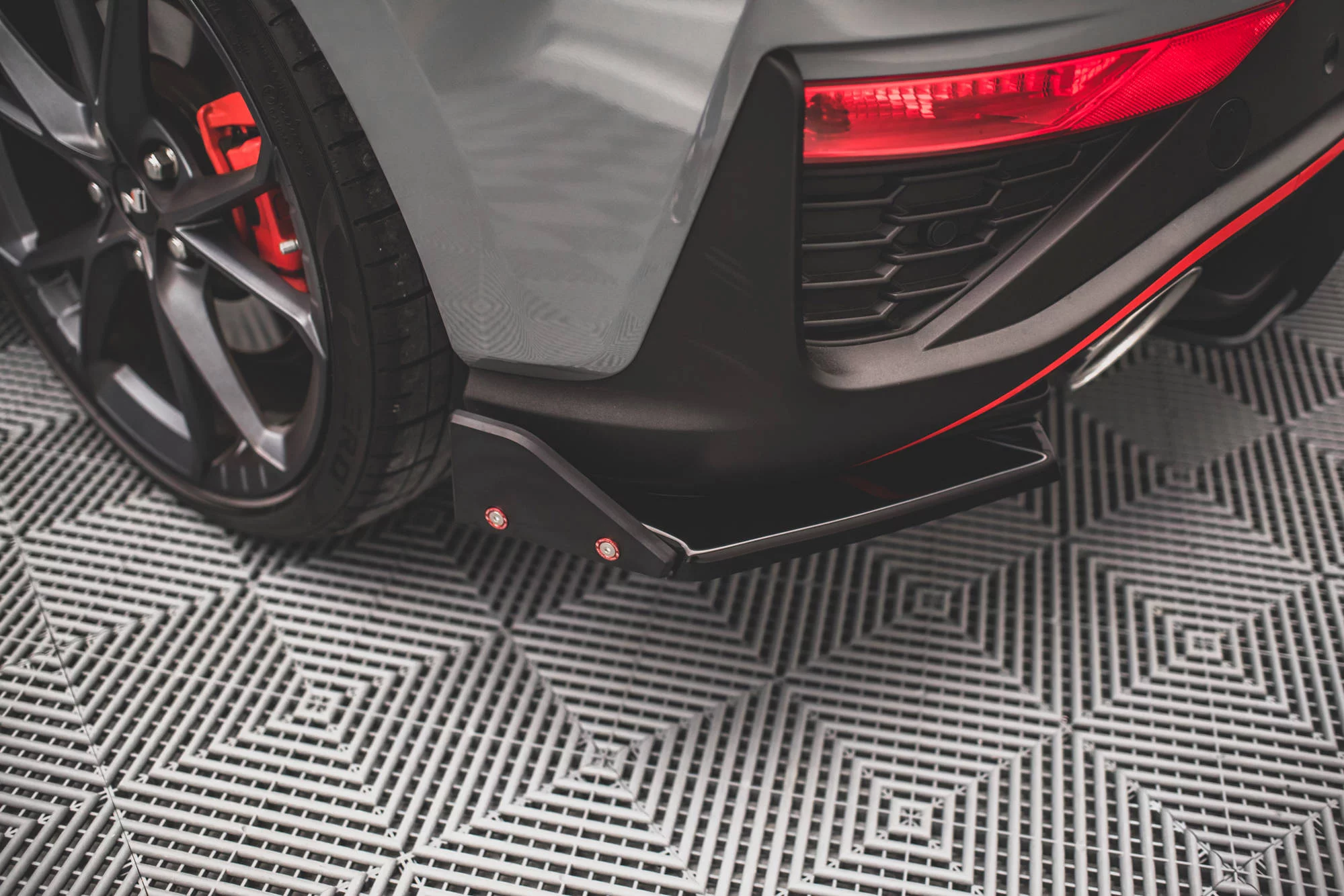 Rear Side Splitters V.1 + Flaps Hyundai I30 N Hatchback Mk3 Facelift - Image 2