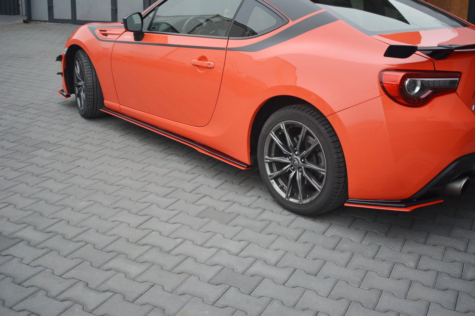SIDE SKIRTS DIFFUSERS V.2 SUBARU BRZ/ TOYOTA GT86 FACELIFT - Image 4