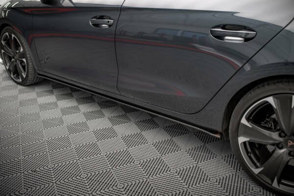 Street Pro Side Skirts Diffusers Cupra Leon - Image 3