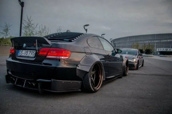 BMW M3 E92 REAR WINDOW LOUVER - Imagen 2